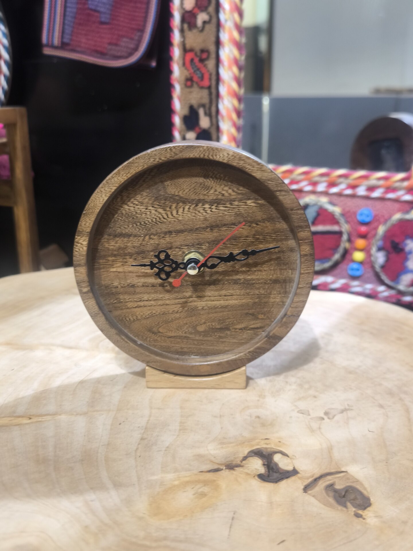  ساعت رو میزی چوب گردو کد 34 