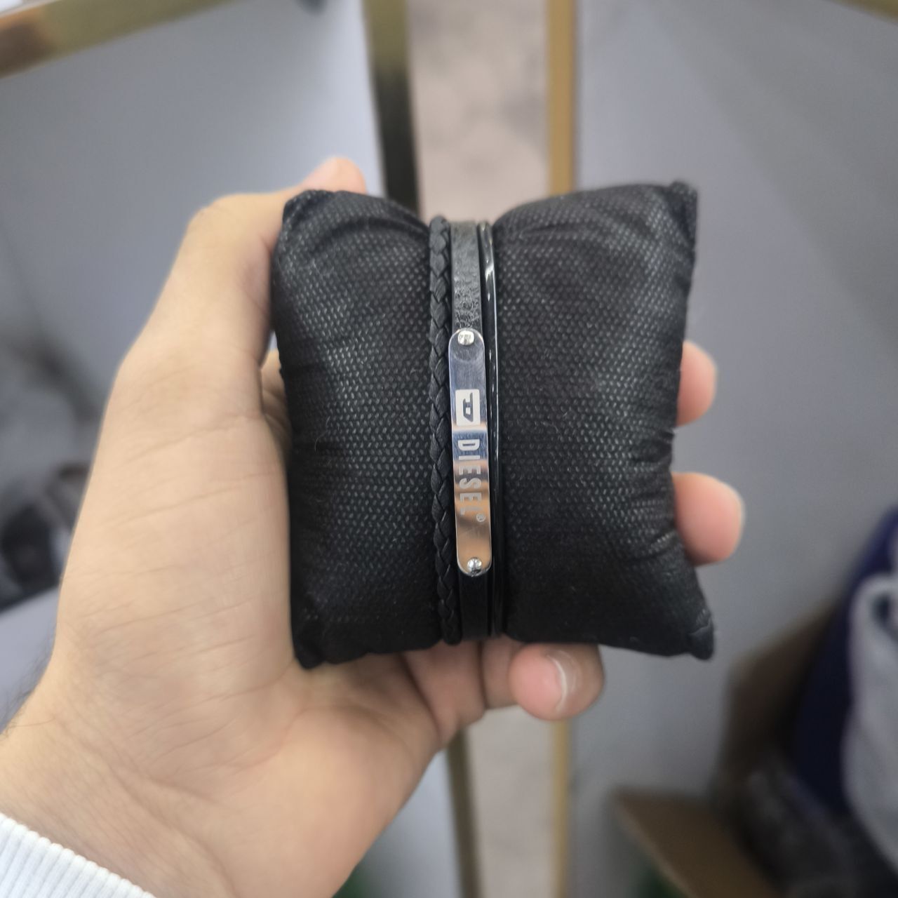  دستبند چرم مردانه 