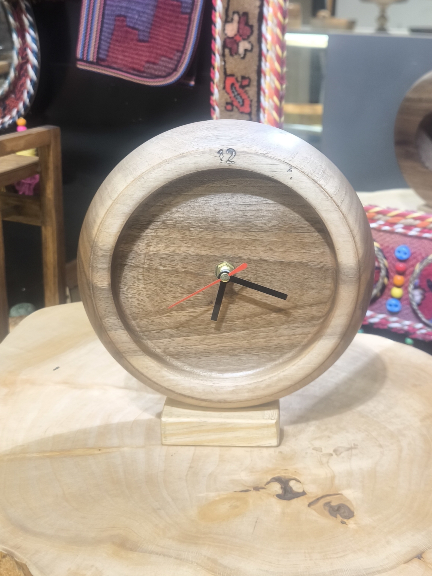  ساعت صنایع دستی چوبی رومیزی کد 2 