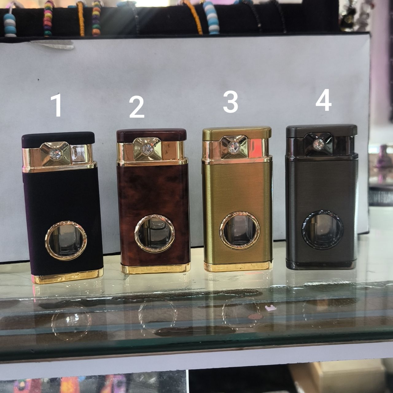  فندک جلو شیشه 